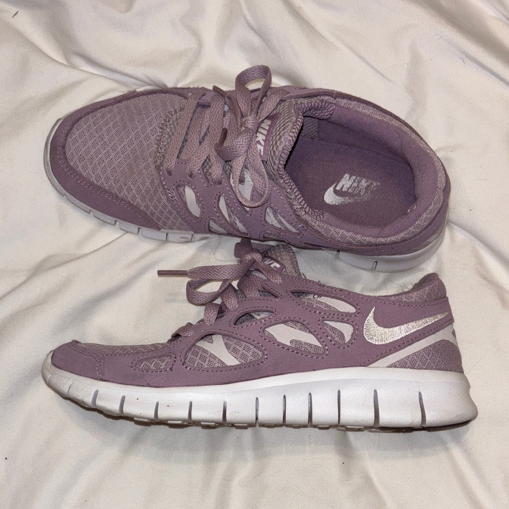 Nike Women's Lavender Sneakers